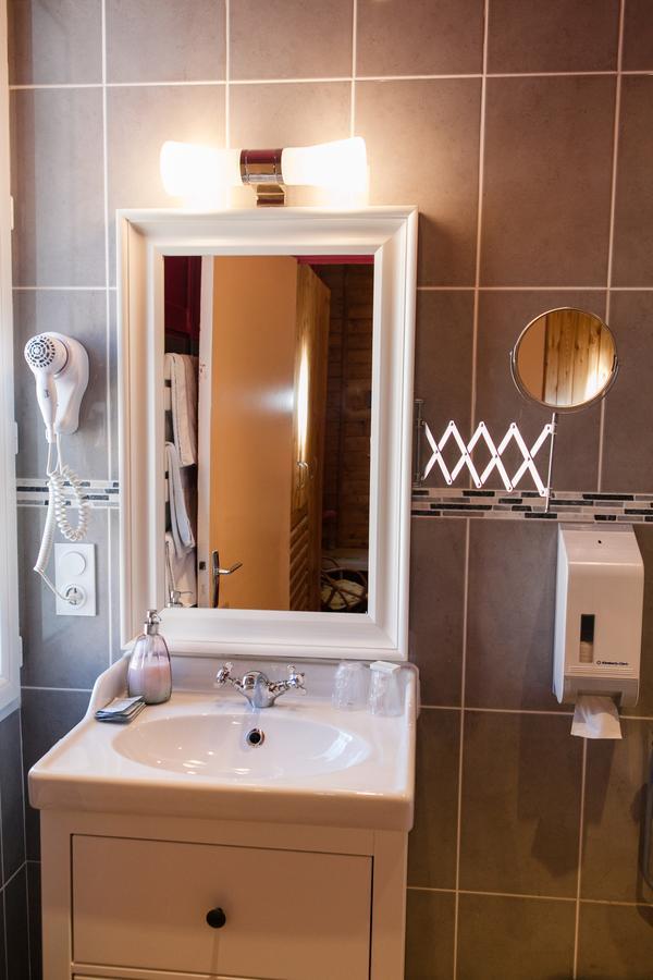 Au Sans Souci Hotel 2*